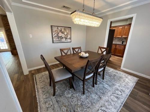 Létesítmények, Perfect! Spacious 4-Bedroom Whole House Retreat in Lewisville (Texas)