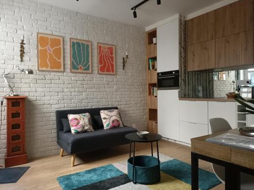 CENTRAL and COSY 1 bedroom apartment