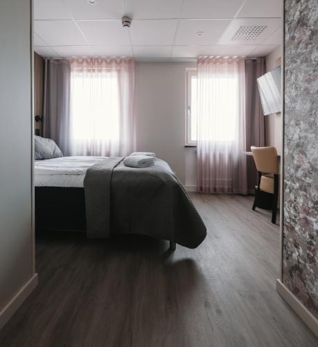 Dream – Luxury Hostel Room Type - Small Double Room (140 bed)