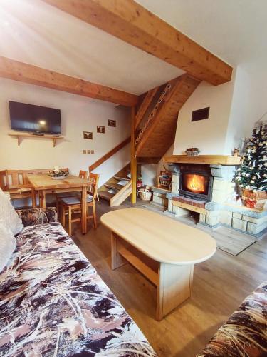 Privát NA CHALUPE Partizánska Ľupča 649 (Privat NA CHALUPE Partizanska Lupca 649) in Stary Smokovec