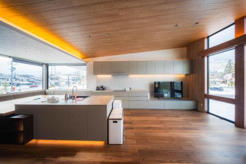 Amber MrT by Jade Group in Hakuba