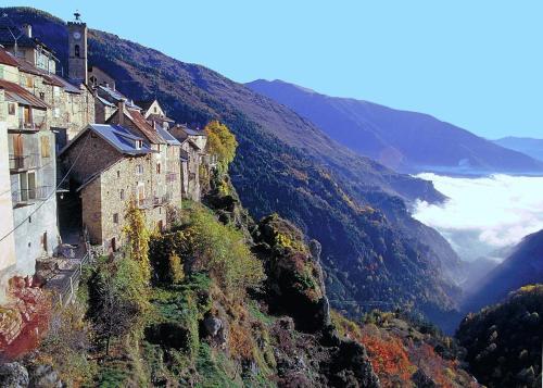 Viesnīcas āriene, Le génépi (Le genepi) in Roubion
