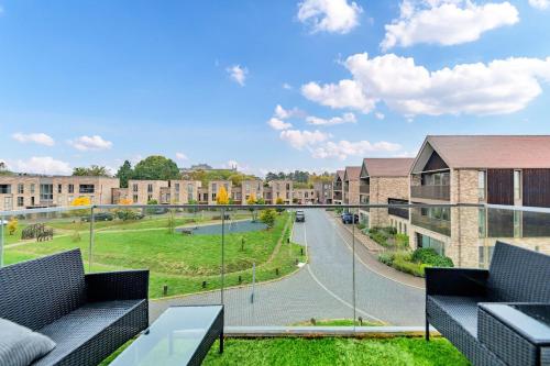 Lovely 2 Bedroom Apartment in Red Cross