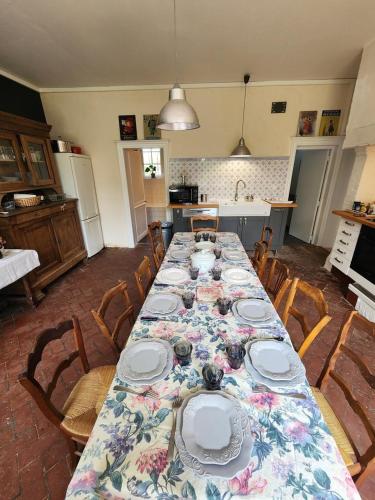 Authentique villa de campagne - Grande maison familiale avec jardin - Côte d'Albâtre (Authentique villa de campagne - Grande maison familiale avec jardin - Cote d'Albatre) in Bosville
