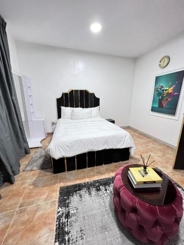 Pearl Luxe Homes – khách sạn tại Kosofe