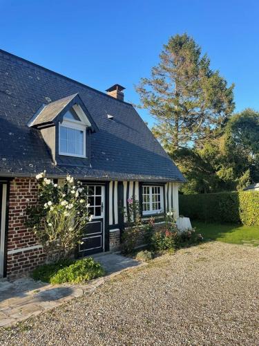 La Bergerie - Maison normande d'exception avec grand jardin - Proche mer in Canouville