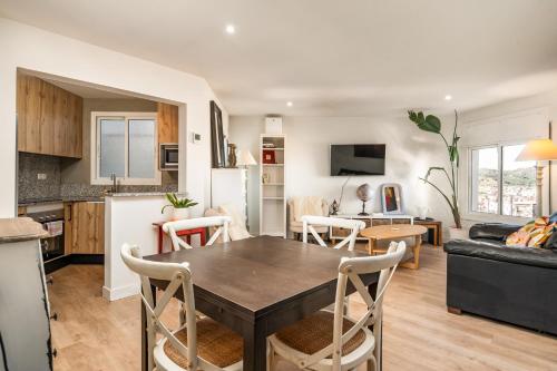 55m² Monthly Base w Terrace AC