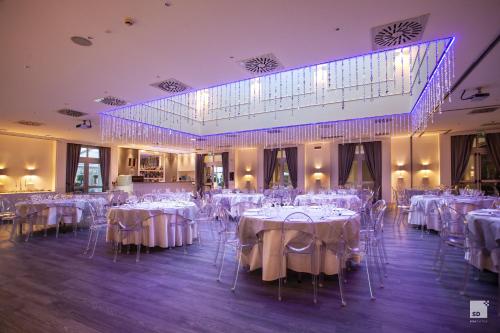 Restaurant, Savoia Hotel Regency in Cerodolo