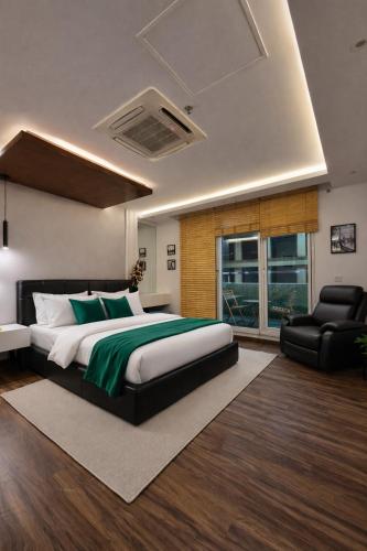 Gold Crest Luxury Hotel Serviced Apartments-DHA Phase 4 Lahore - image 2