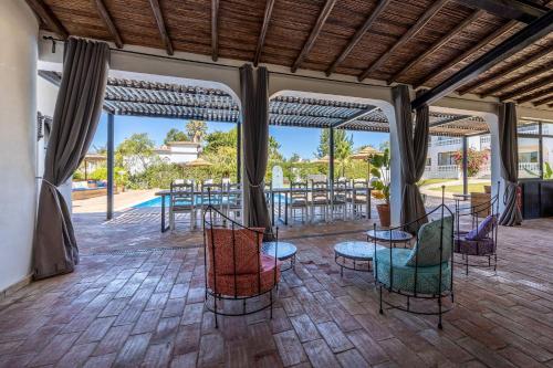 บริการและสิ่งอำนวยความสะดวก, Amazing Carvoeiro Villa Villa Carvoeiro Grande 16 Bedrooms Private Pool in เซสมาเรียส