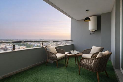 Gold Crest Luxury Hotel Serviced Apartments-DHA Phase 4 Lahore - image 14