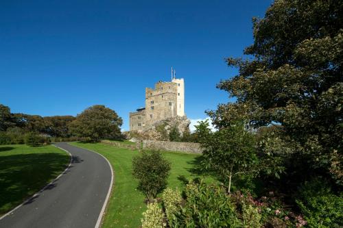 Roch Castle