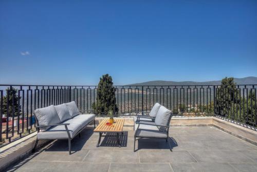 Oprema, Golden Estate - גולדן אסטייט in Safed