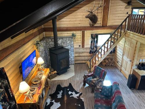 The Yellowstone cabin - part of Bear Creek Cabins in Poplar Bay (AB)