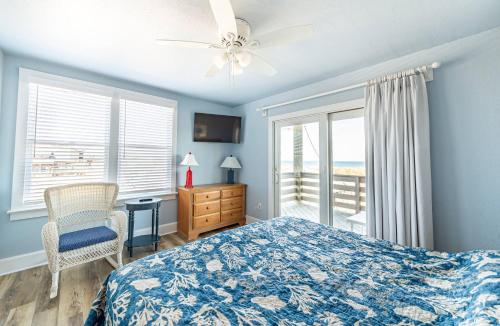 All is Well by the Sea - Oceanfront Pool Hot Tub Rec Room EV Charger Walk to Nags Head Pier - image 2