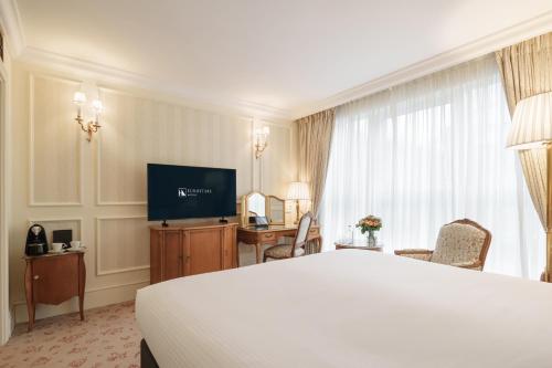 room detail thumbnail 1