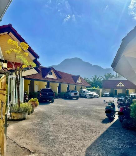 Rachawadee House Phang Nga