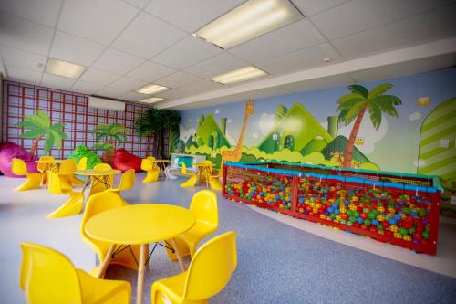 Kid’s club, OFICIAL Evian Thermas Residence by Trul Hoteis in Bandeirantes
