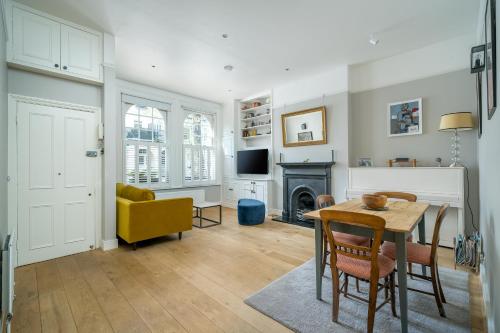 Captivating flat in Fulham, Londyn