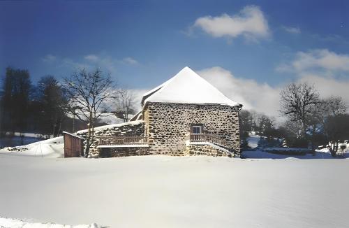 Gîte Au Cœur Du Cézallier Cantalien gîte à louer Le Monteil
