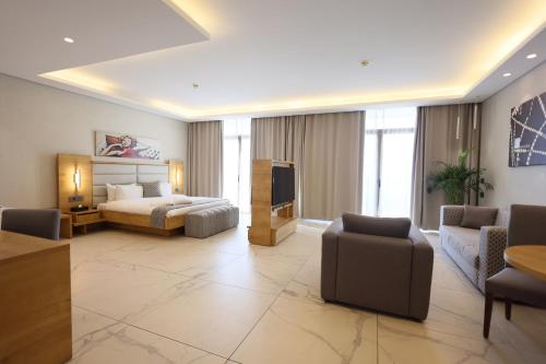 Heaven Prestige Hotel in Wata Slam