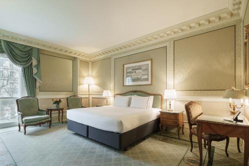 room detail thumbnail 1