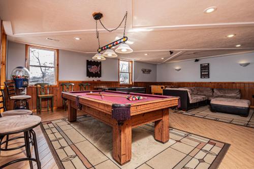 Sunkissed Lodge in McHenry, USA