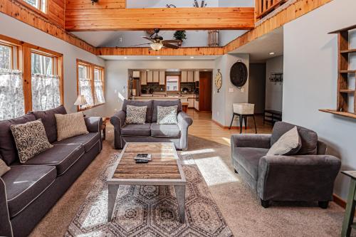 Sunkissed Lodge in McHenry, USA