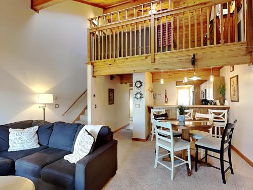 Sunplace 02 in McHenry, USA