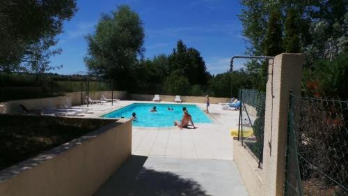 Iekārtas, ZEcamping 3 dog friendly avec piscine au bord du lac de la Thésauque (ZEcamping 3 dog friendly avec piscine au bord du lac de la Thesauque) in Nailloux ciems