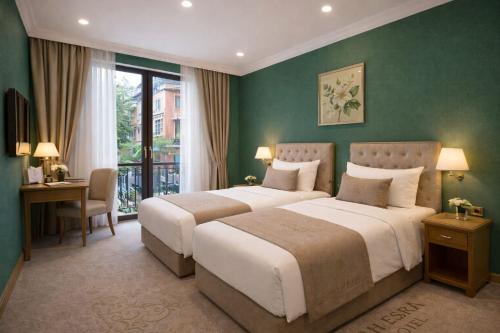 room detail thumbnail 0