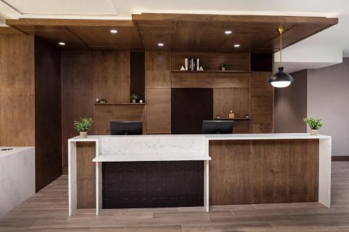 Hyatt House Royal Oak / Birmingham - image 13