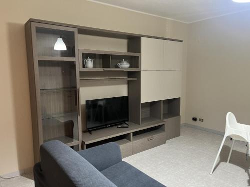 Appartamento a 5 minuti a piedi dal centro in 蒙塔爾巴諾埃利科納
