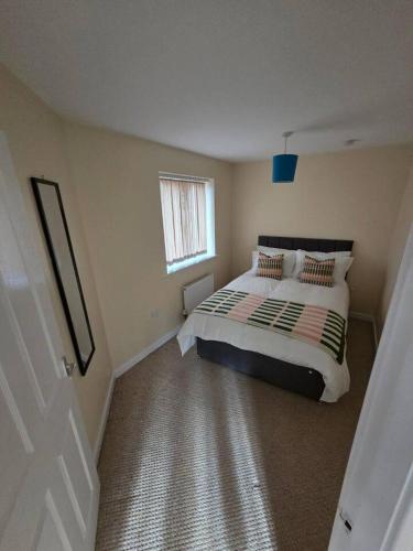 Spacious House | Perfect for Contractor Stays in 朗科恩酒店