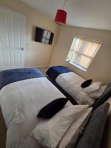 Spacious House | Perfect for Contractor Stays in 朗科恩酒店