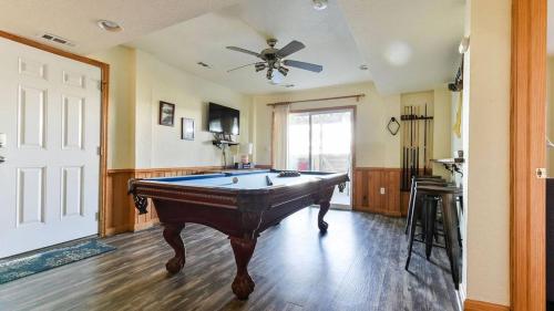 Lazy Pelican - Nags Head MP 11.5 23 Yds to Beach Ocean View Pool Hot Tub Pets OK Flex Stays - image 3
