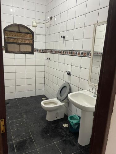 Casa do Walmir Guaruja - image 3