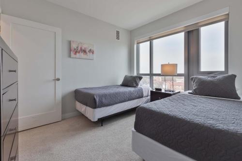 Spacious Apt Downtown - OC-1104 in Quincy, USA