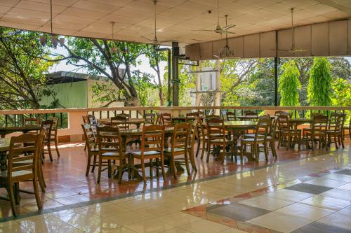 Hotel Pablo Tesák (Hotel Pablo Tesak) in San Vicente