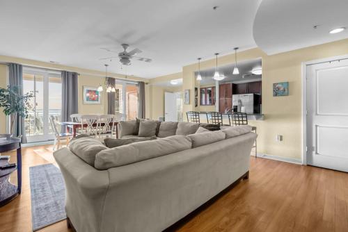 New! Island Breeze/3Bd/Oceanfront/ Beach/Pool/Gym – khách sạn tại Sandbridge