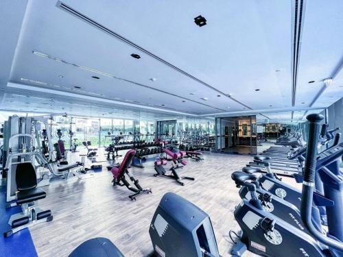 Modern Studio in Barsha south with balcony - image 7