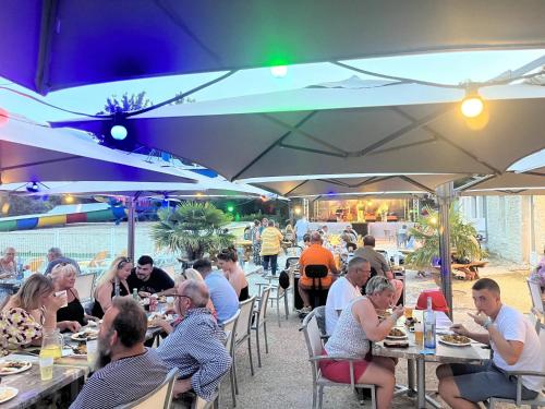 Iekārtas, Camping 3 étoiles - Piscine - ccbfa0c (Camping 3 etoiles - Piscine - ccbfa0c) in Paizay-le-Chapt