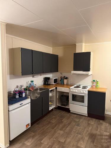Evenes Apartments - Cheap accommodation for 4 guests close to the Airport in Evenes