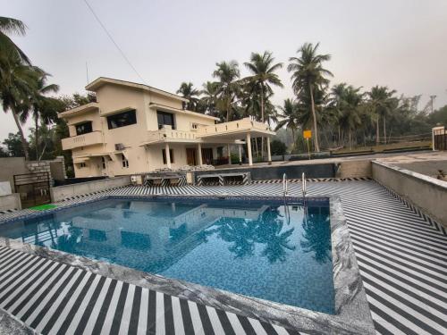 Prashanthi Nature View - Luxury 2Bhk Pool Villa in Bramavara