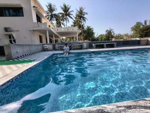 Prashanthi Nature View - Luxury 2Bhk Pool Villa in Bramavara