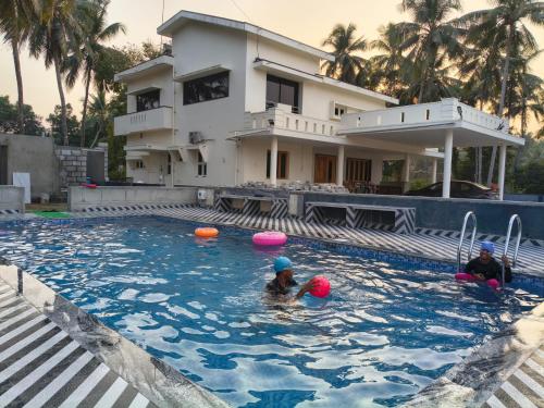 Prashanthi Nature View - Luxury 2Bhk Pool Villa in Bramavara