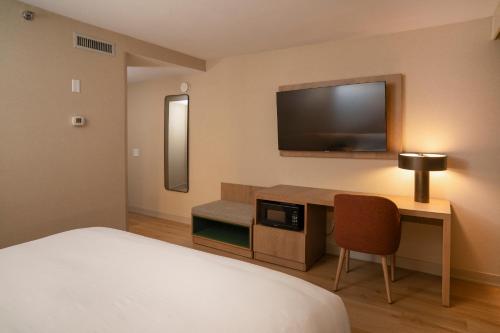 Holiday Inn Wilkes Barre - East Mountain an IHG Hotel - image 34