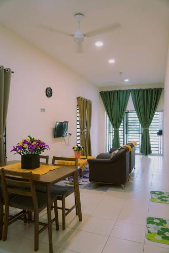 Wewe Homestay CL2