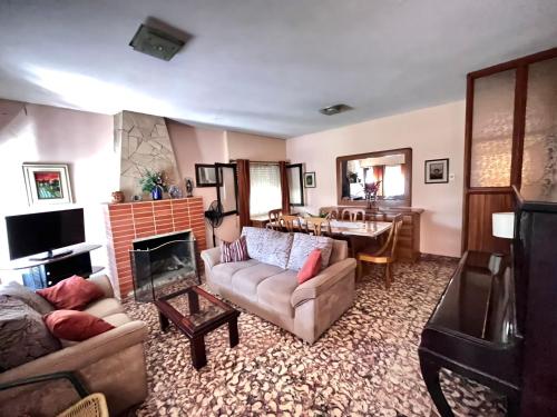 ห้องพัก, Casa completa a 2 cuadras del centro in อาร์ติกัส