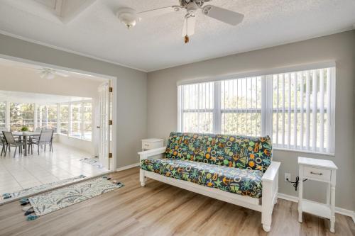 Beach Days & Poolside Fun! Englewood Home w/ Yard in Placida